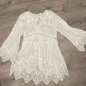 Faveur White bohemian lace top